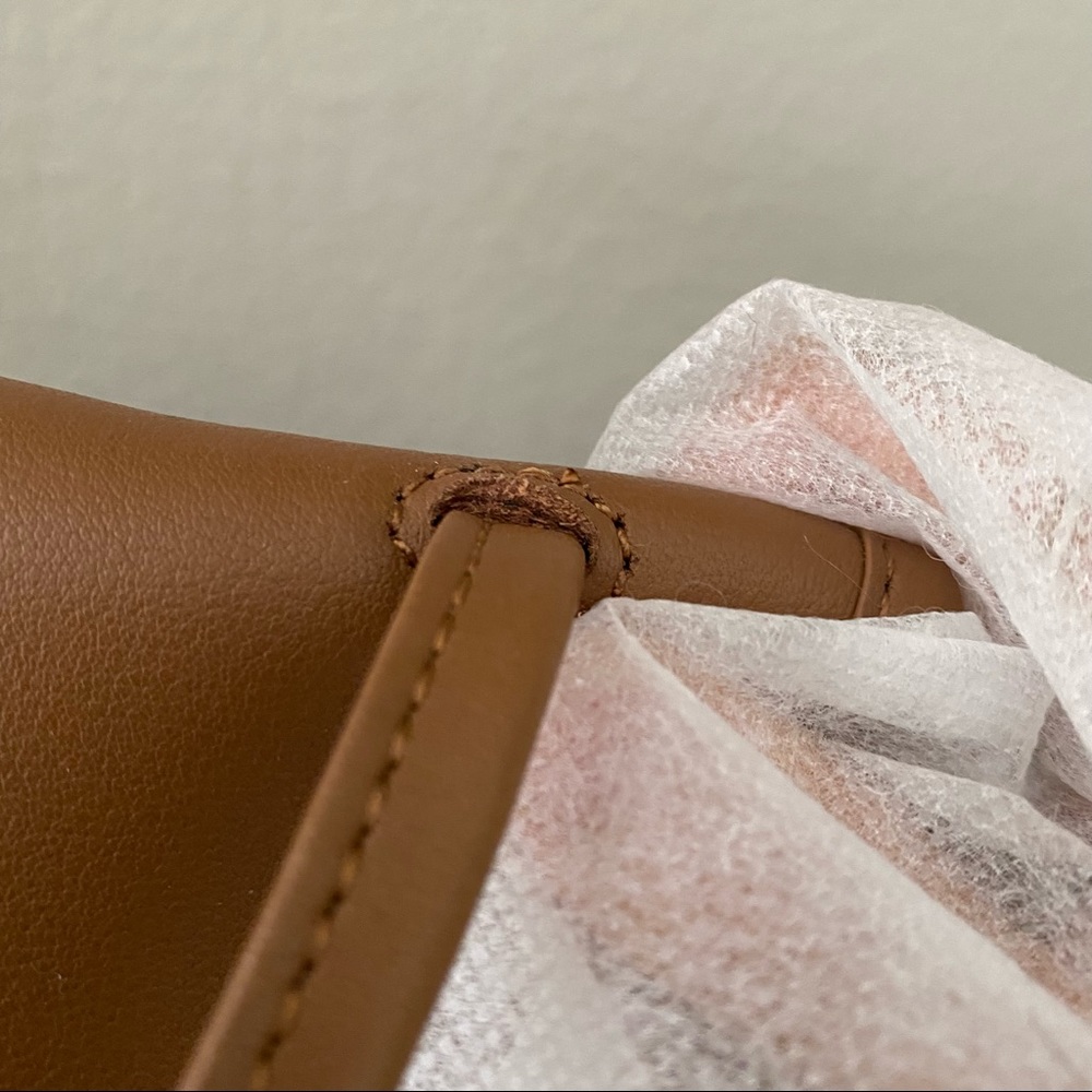 Golden Brown Belted Convertible Classic Shoulder Crossbody Bag Purse - Picture 13 of 14